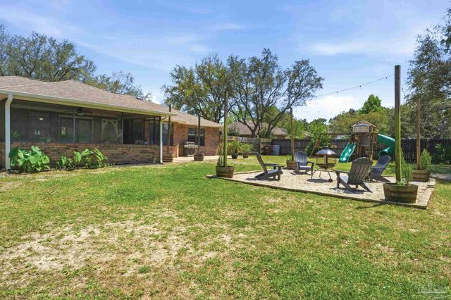 2569 Cypress Point Cir, Navarre, FL 32566