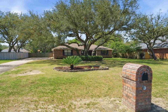 2569 Cypress Point Cir, Navarre, FL 32566