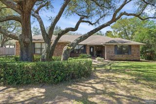 2569 Cypress Point Cir, Navarre, FL 32566