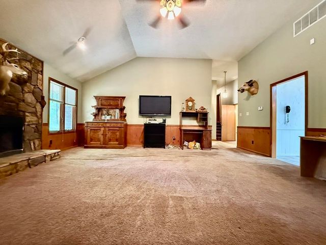 10 WHITE OAK DR, Moscow, TN 38057