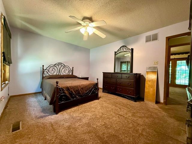 10 WHITE OAK DR, Moscow, TN 38057