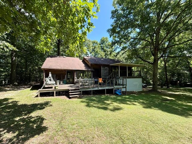 10 WHITE OAK DR, Moscow, TN 38057