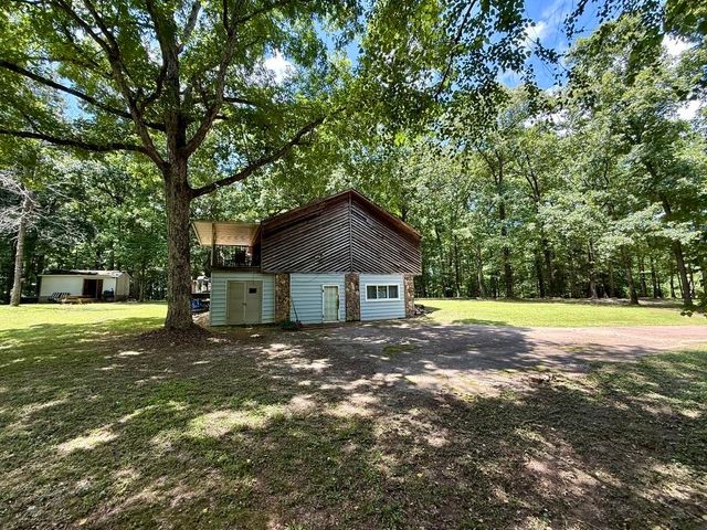 10 WHITE OAK DR, Moscow, TN 38057