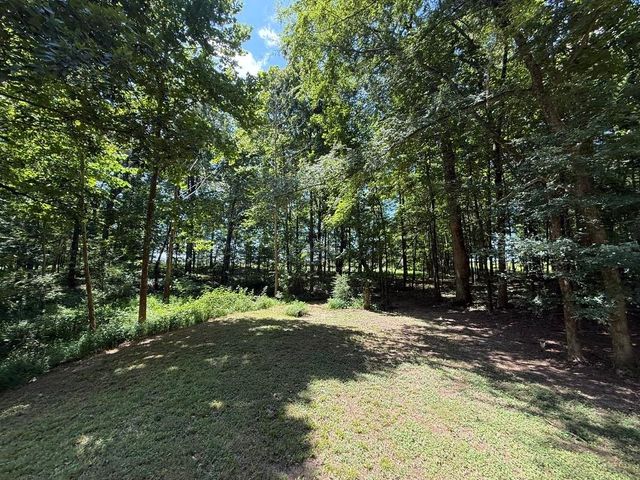 10 WHITE OAK DR, Moscow, TN 38057