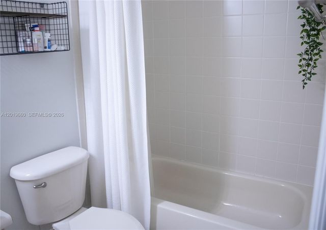 14909 SW 8th Ter, Miami, FL 33194