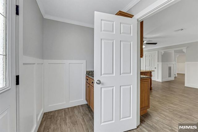 488 Fairlawn Parkway, Saddle Brook, NJ 07663