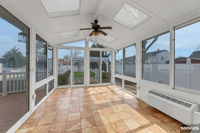 488 Fairlawn Parkway, Saddle Brook, NJ 07663