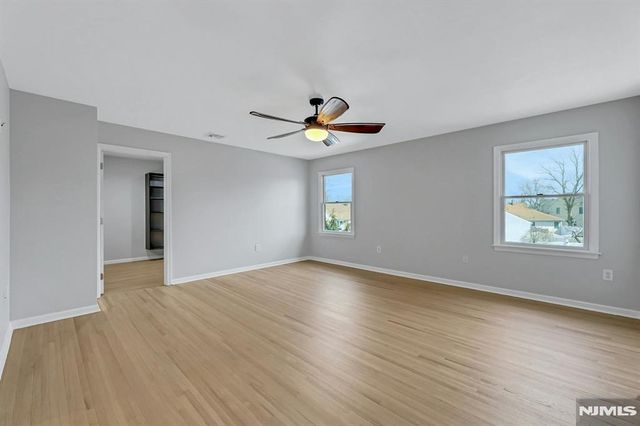 488 Fairlawn Parkway, Saddle Brook, NJ 07663