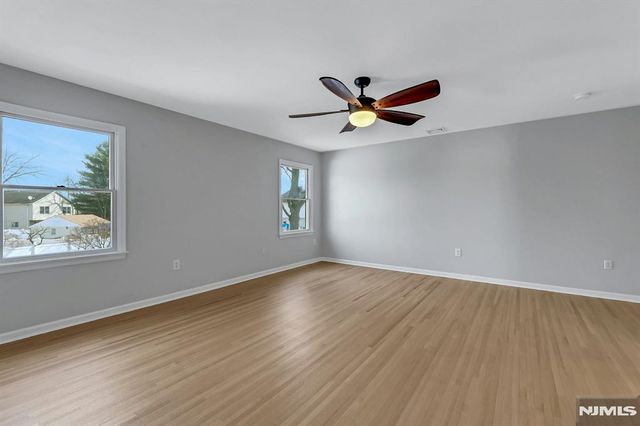 488 Fairlawn Parkway, Saddle Brook, NJ 07663