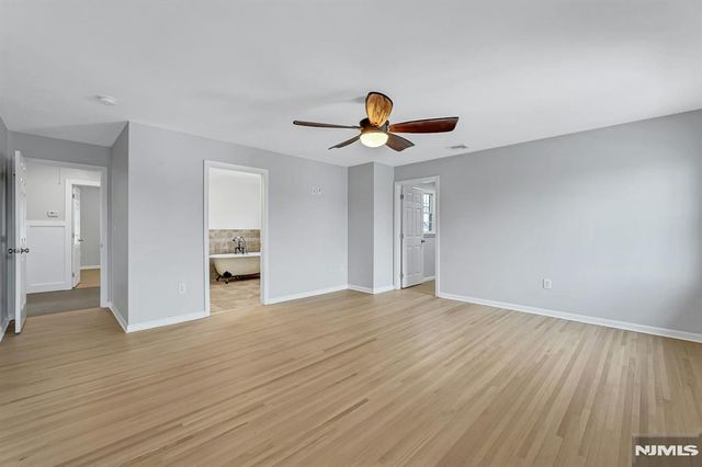 488 Fairlawn Parkway, Saddle Brook, NJ 07663