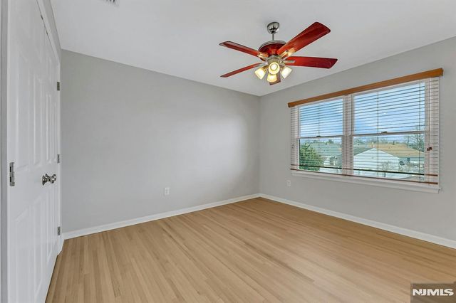 488 Fairlawn Parkway, Saddle Brook, NJ 07663