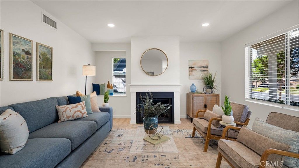 13 Hollowglen, Irvine, CA 92604 — exterior