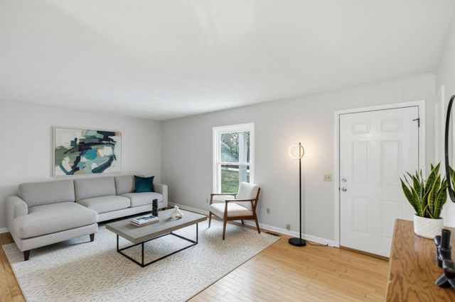 310 Cardinal Dr, White House, TN 37188