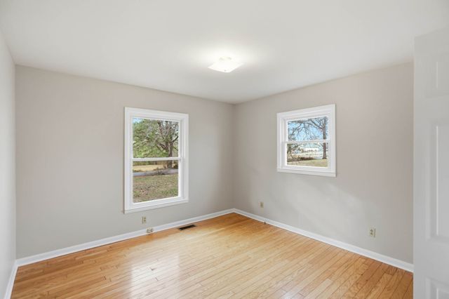 310 Cardinal Dr, White House, TN 37188