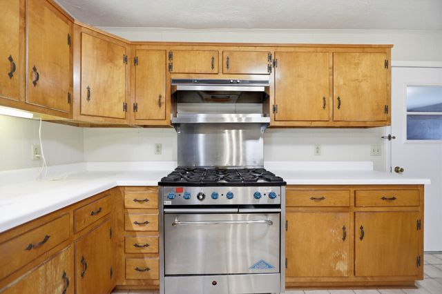 310 Cardinal Dr, White House, TN 37188