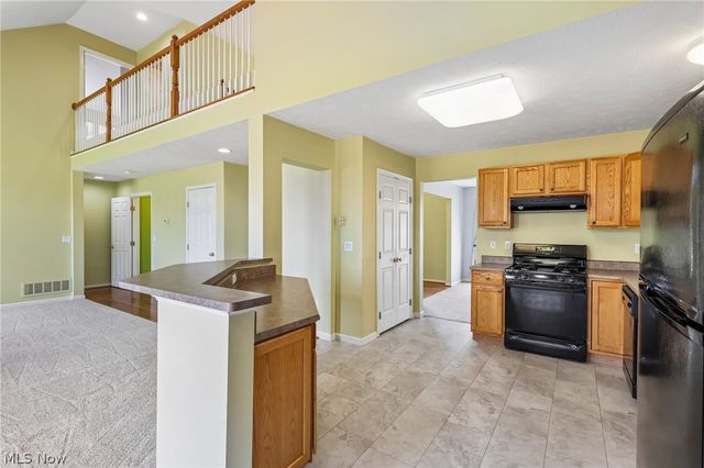 385 Deep Creek Circle, Northfield Center, OH 44067