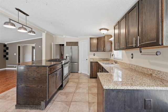 582 Leenhouts Street, Kalamazoo, MI 49048
