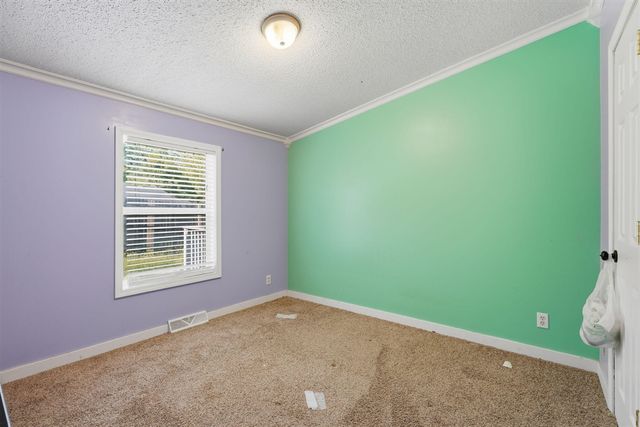 582 Leenhouts Street, Kalamazoo, MI 49048