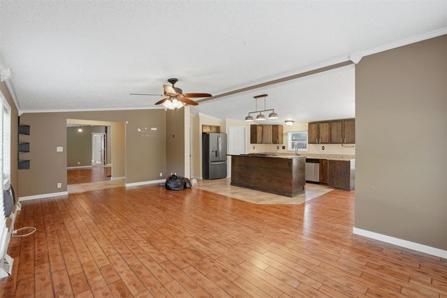 582 Leenhouts Street, Kalamazoo, MI 49048