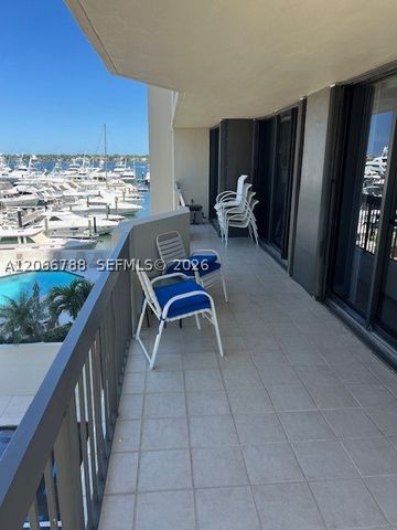 108 Lakeshore Dr 338, North Palm Beach, FL 33408