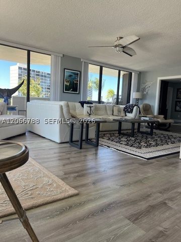 108 Lakeshore Dr 338, North Palm Beach, FL 33408