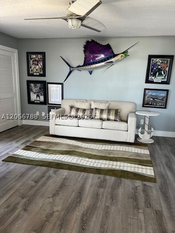 108 Lakeshore Dr 338, North Palm Beach, FL 33408