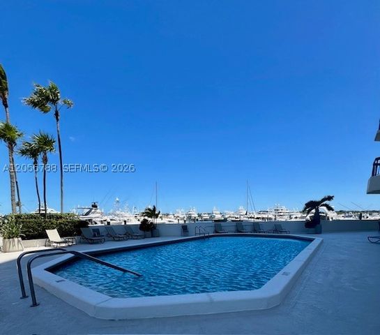 108 Lakeshore Dr 338, North Palm Beach, FL 33408