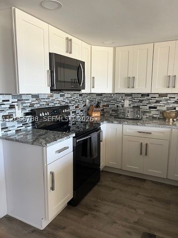 108 Lakeshore Dr 338, North Palm Beach, FL 33408