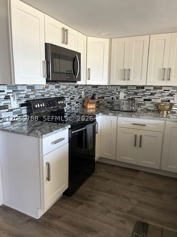 108 Lakeshore Dr 338, North Palm Beach, FL 33408