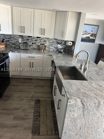 108 Lakeshore Dr 338, North Palm Beach, FL 33408
