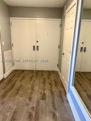 108 Lakeshore Dr 338, North Palm Beach, FL 33408