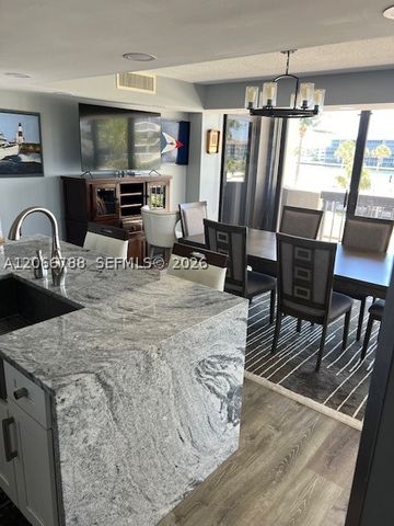 108 Lakeshore Dr 338, North Palm Beach, FL 33408