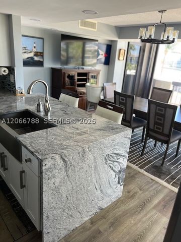 108 Lakeshore Dr 338, North Palm Beach, FL 33408