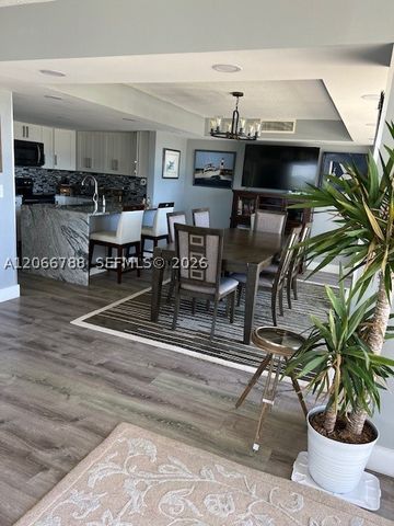 108 Lakeshore Dr 338, North Palm Beach, FL 33408