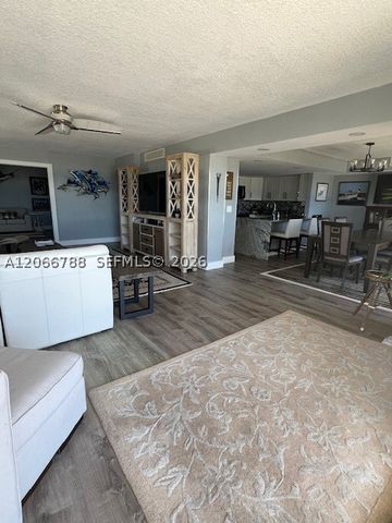 108 Lakeshore Dr 338, North Palm Beach, FL 33408