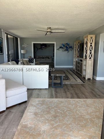 108 Lakeshore Dr 338, North Palm Beach, FL 33408
