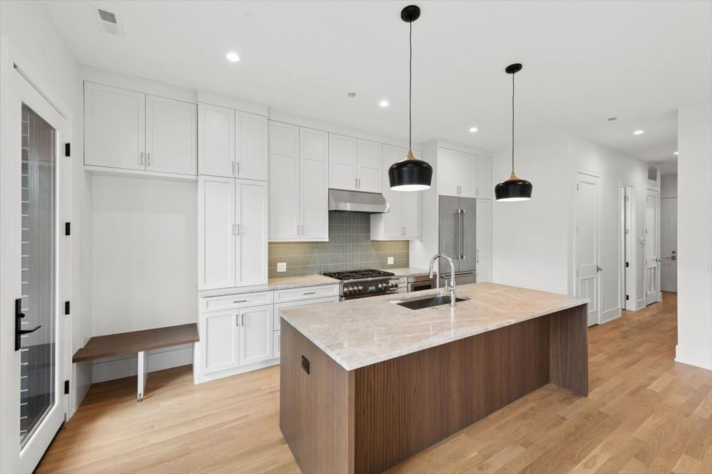 3820 N Damen Avenue 2, Chicago, IL 60618 — photo 3