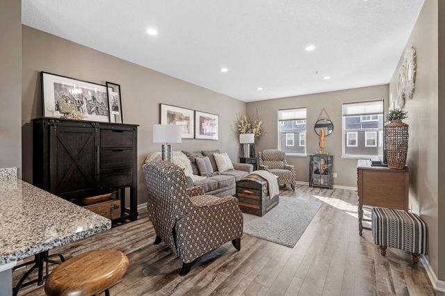 17658 96th Place N, Maple Grove, MN 55311