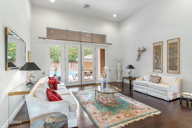 9869 E DAVENPORT Drive, Scottsdale, AZ 85260