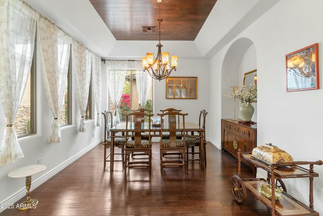 9869 E DAVENPORT Drive, Scottsdale, AZ 85260