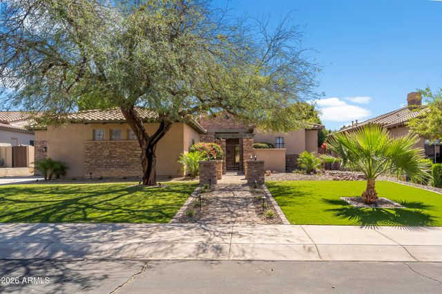 9869 E DAVENPORT Drive, Scottsdale, AZ 85260