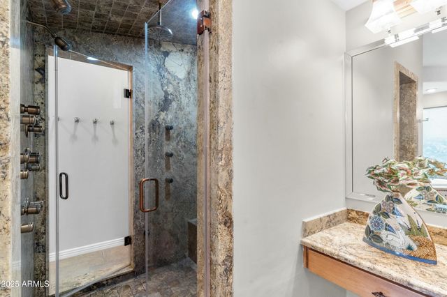 9869 E DAVENPORT Drive, Scottsdale, AZ 85260