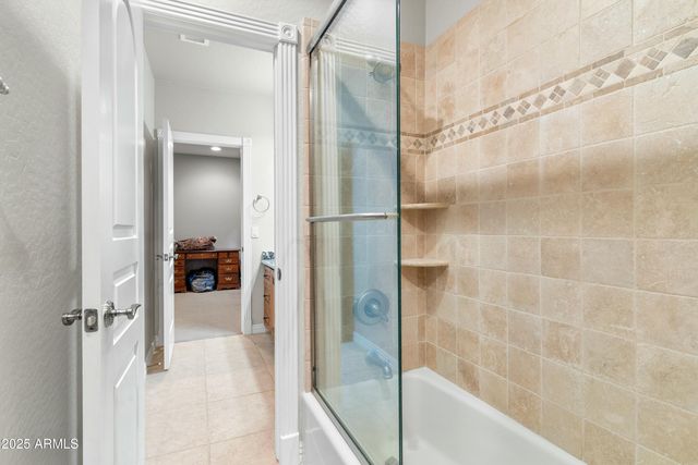 9869 E DAVENPORT Drive, Scottsdale, AZ 85260