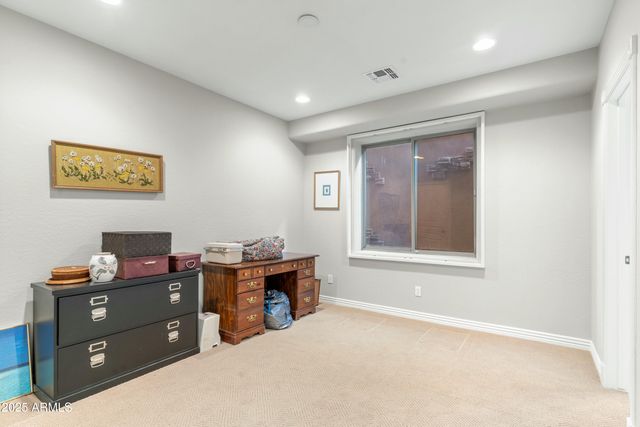 9869 E DAVENPORT Drive, Scottsdale, AZ 85260