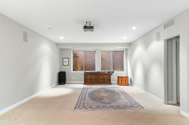 9869 E DAVENPORT Drive, Scottsdale, AZ 85260