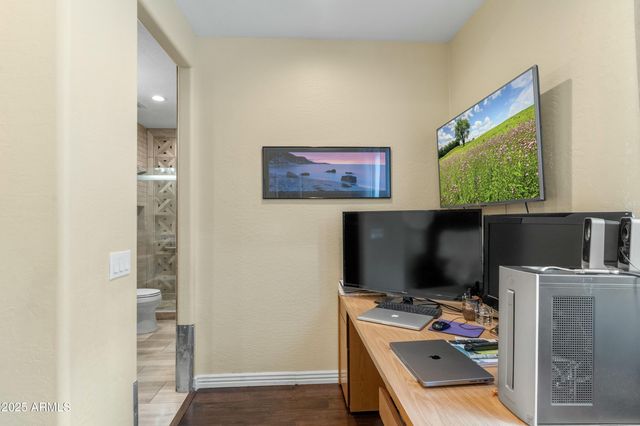 9869 E DAVENPORT Drive, Scottsdale, AZ 85260