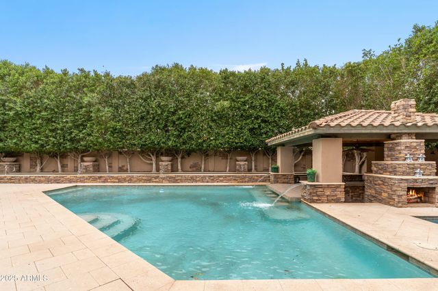 9869 E DAVENPORT Drive, Scottsdale, AZ 85260