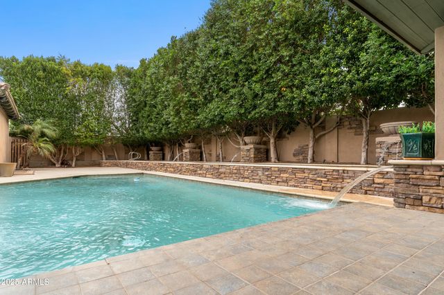 9869 E DAVENPORT Drive, Scottsdale, AZ 85260