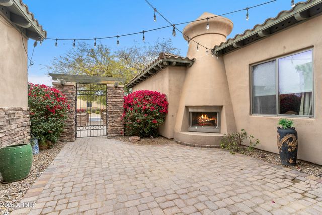 9869 E DAVENPORT Drive, Scottsdale, AZ 85260