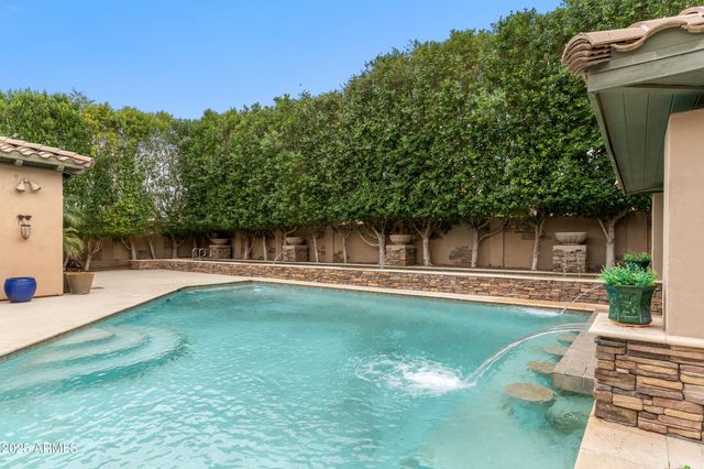 9869 E DAVENPORT Drive, Scottsdale, AZ 85260